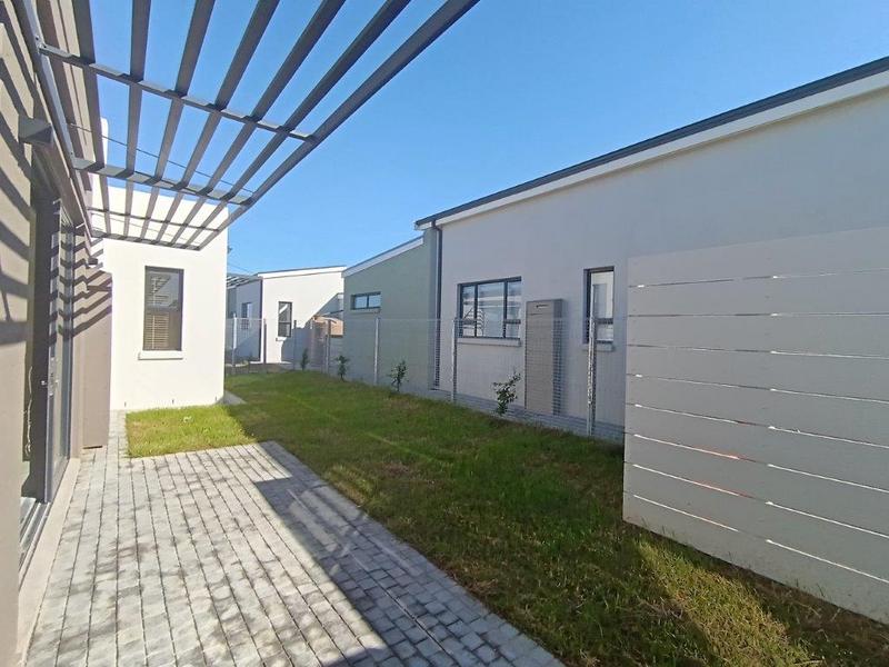 To Let 3 Bedroom Property for Rent in Kraaibosch Park Western Cape